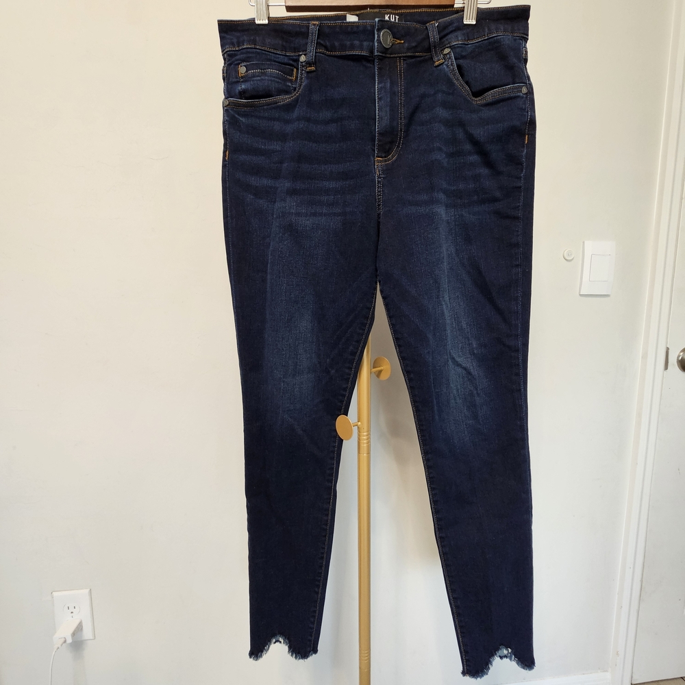 Kut from the Kloth Women's Dark Blue Jeans Size 12 Pristine